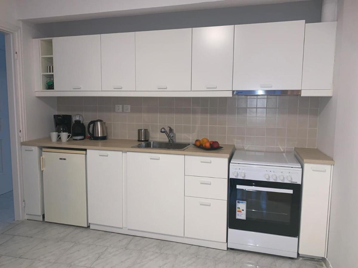 Treasure Cosy Flat Apartment Атина Екстериор снимка